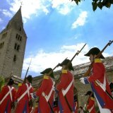 Des grenadiers défilent lors de la procession de la Fête-Dieu dans les rues de Savièse (archives)